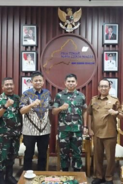 Perkuat Silaturahmi, Danpuslatpur Kodiklatad Kunjungi Pemkab OKU Timur