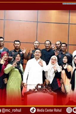 Relawan Darah Rokan Hulu Silaturahmi dengan Wakil Bupati di Rumah Dinas