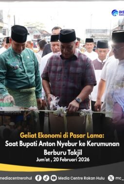 Geliat Ekonomi di Pasar Lama: Saat Bupati Anton Nyebur ke Kerumunan Berburu Takjil