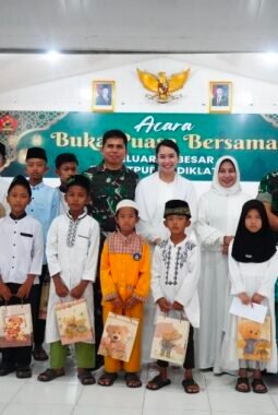 Puslatpur Kodiklatad Gelar Buka Puasa dan Santunan Anak Yatim