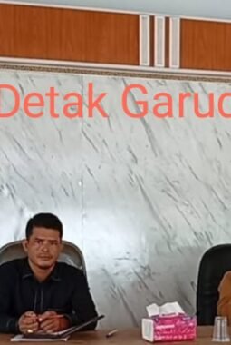 Pemdes Teluk Lancar Gelar Rapat Bahas Tata Cara Pemakaian Ambulans Desa